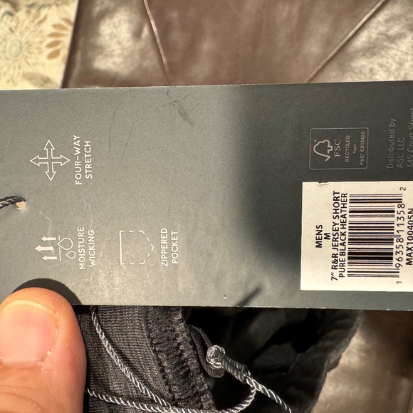 VRST Mens Slim Fit Shorts 7" Inch Inseam Athletic Gym Workout Gray- Size Medium - Picture 4 of 6